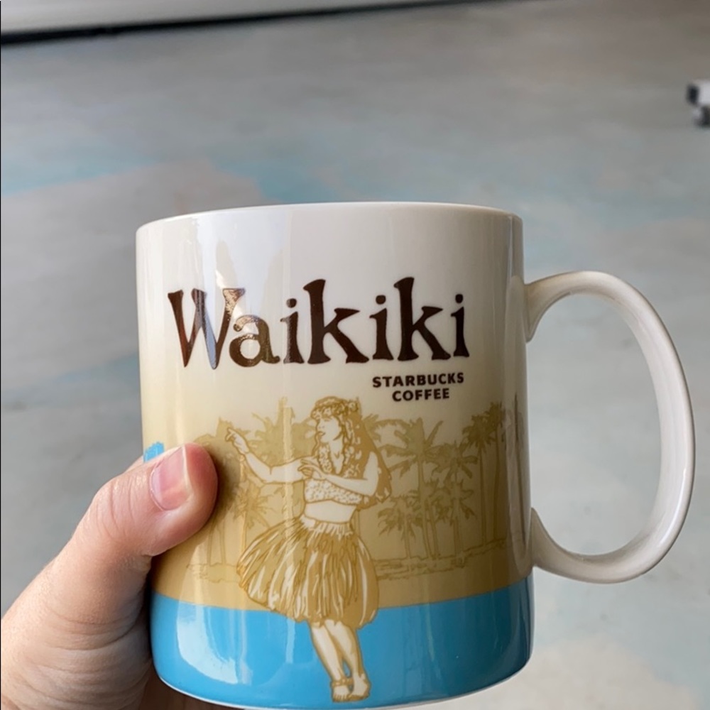 Waikiki 2010 Starbucks Collector Series Mug